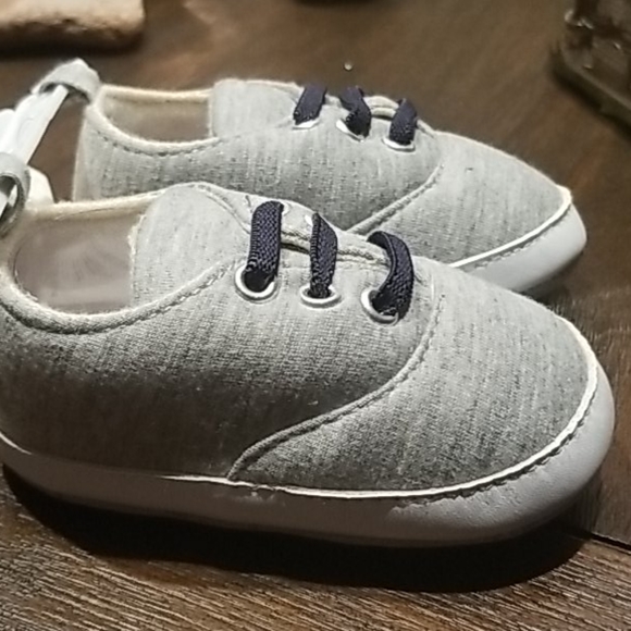 Baby Shoes size 6-12M - Picture 3 of 8